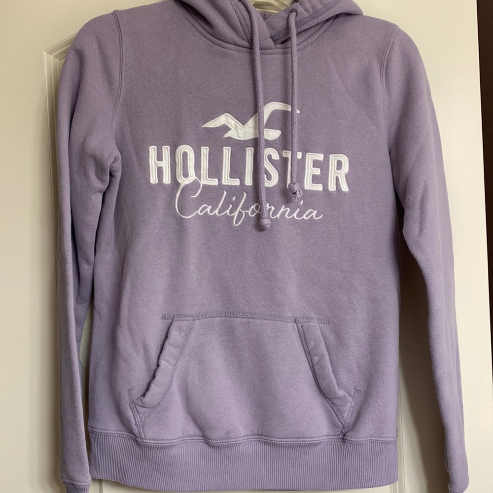 Women’s Hollister Hoodie Small in Lavender